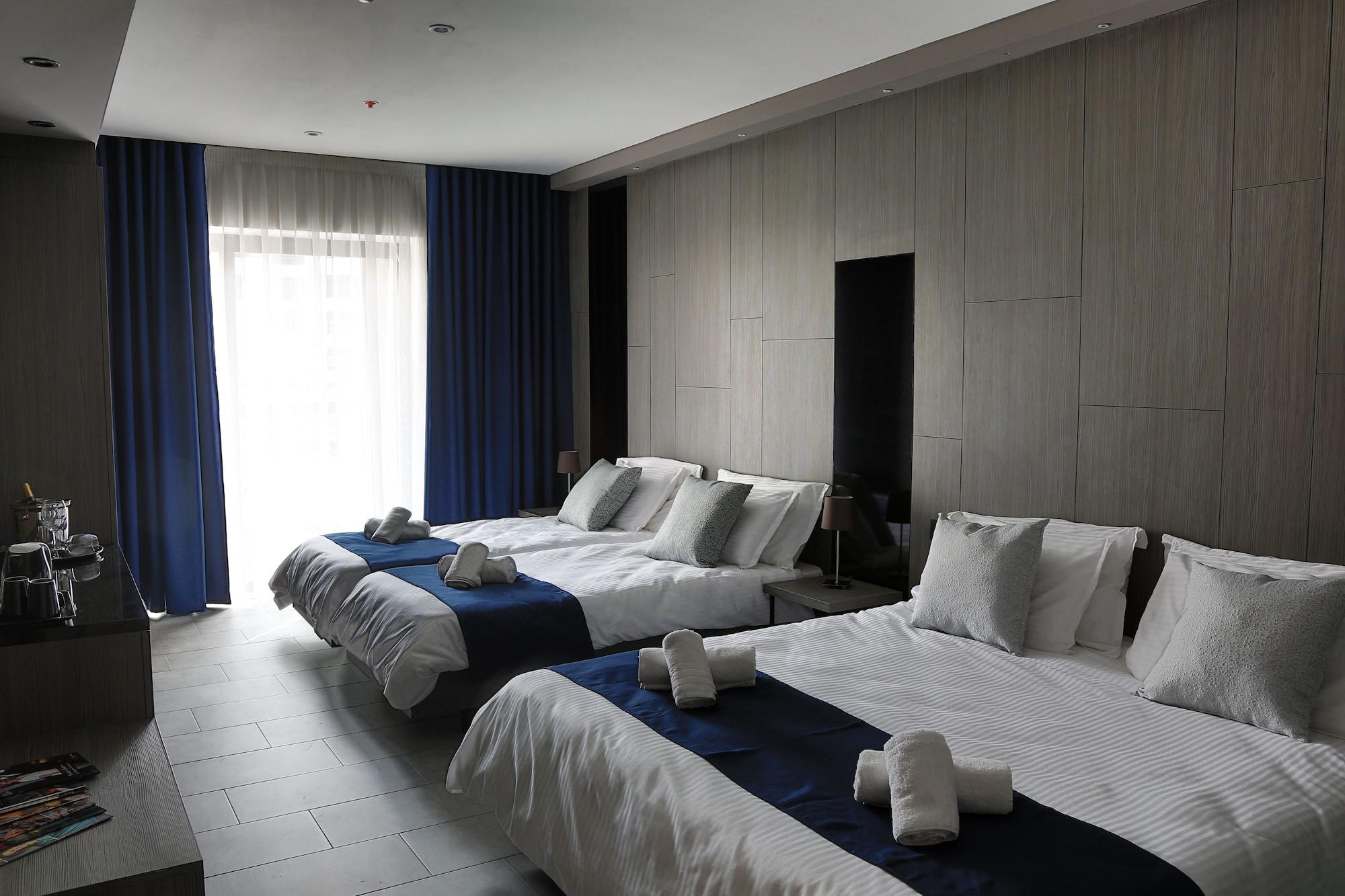 The District Szálloda 3*